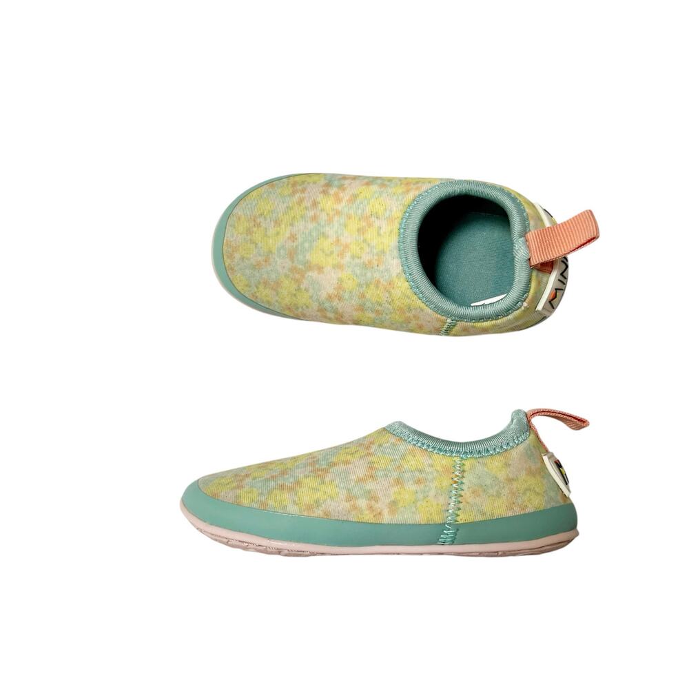 Minnow Wildflower Flex Water Shoe Size 8 - Picture 1 of 7
